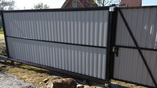 Купить сваи для ворот в Медногорск. Заказать ворота на сваях под ключ от 21591 руб