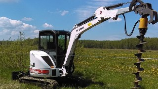 Аренда экскаватора погрузчика с ямобуром в Медногорск цена от 1543 руб